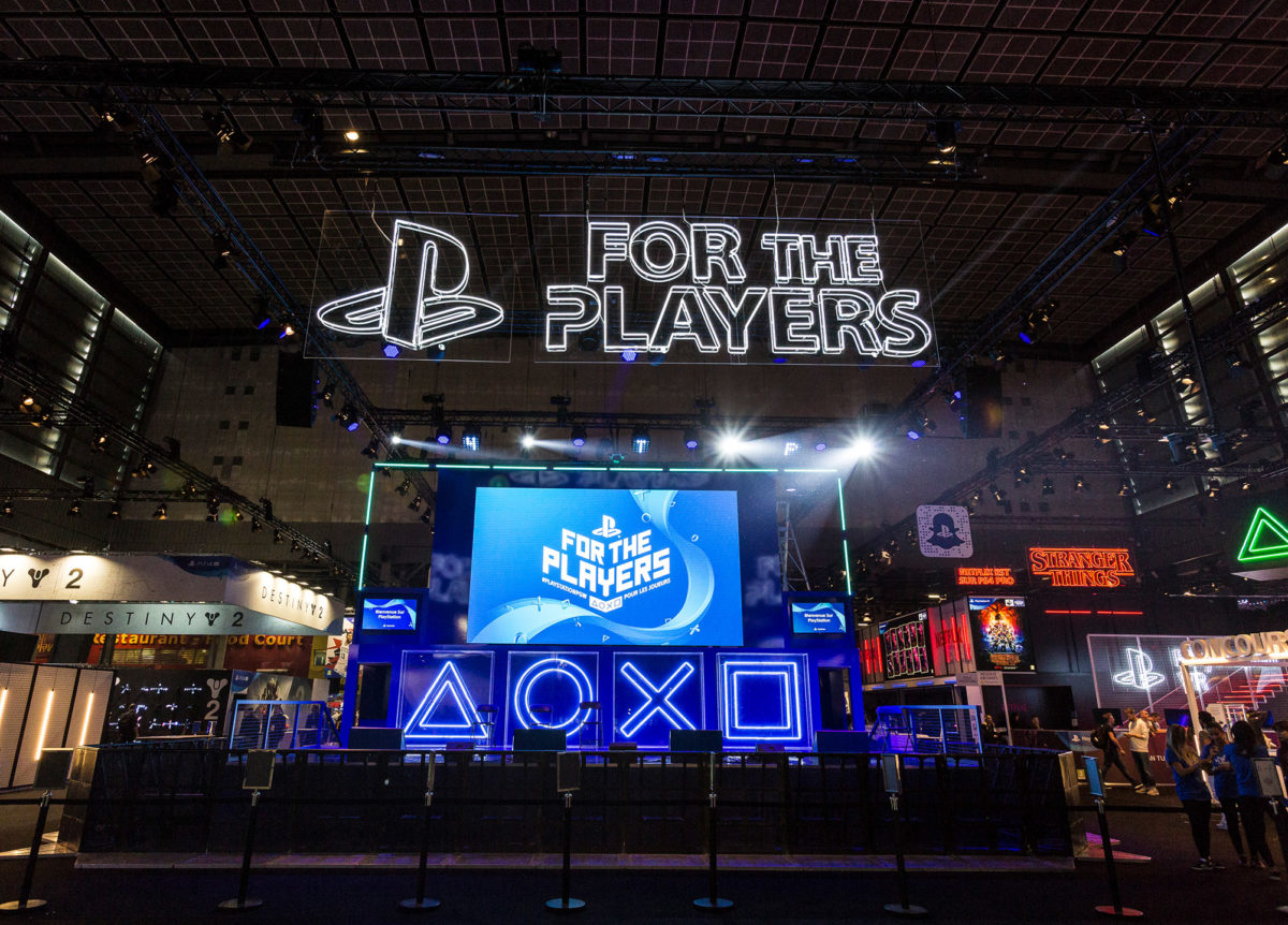 Stand traditionnel Playstation Set PGW 2017